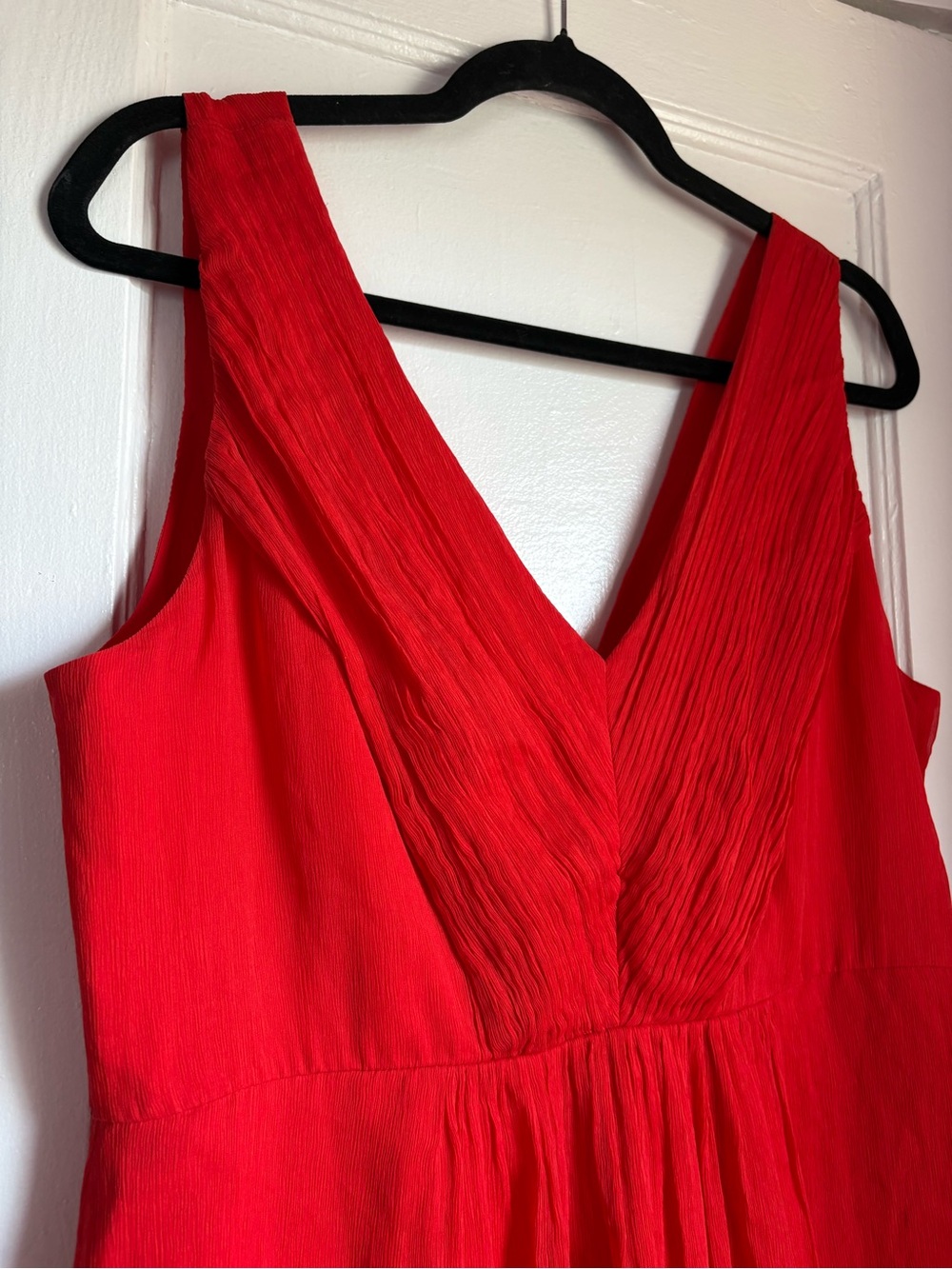 J.Crew Louisa Dress 100% Silk Chiffon Red Pleated V-Neck Midi Size 14 - Picture 2 of 6